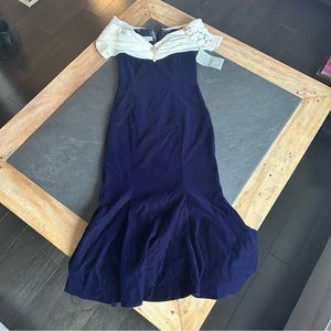 NWT Vintage Scott McClintock Purple Velvet Off Shoulder Party/Formal Dress